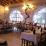 Hotel Cseri Vendeghaz