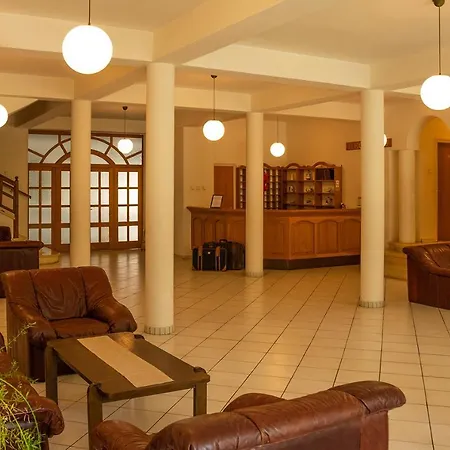 Cseri Vendeghaz 3* Tótvázsony