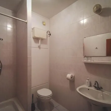 Cseri Vendeghaz Hotel Tótvázsony