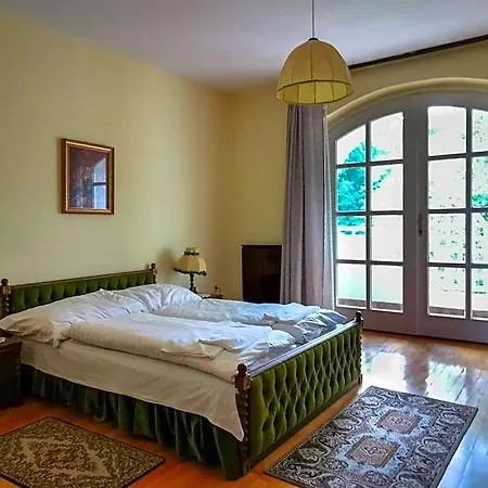Cseri Vendeghaz Tótvázsony