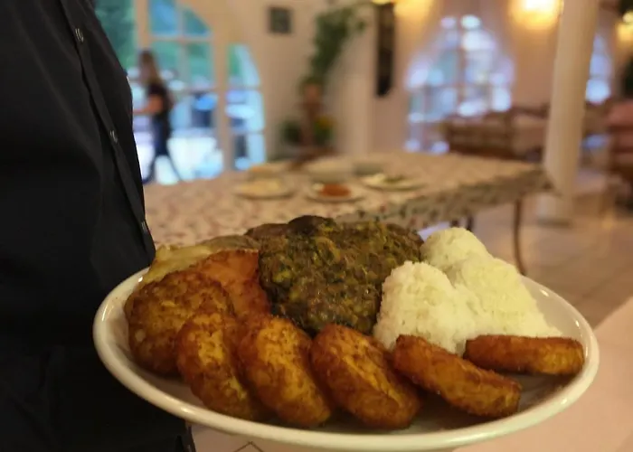 Cseri Vendeghaz Hotel 3*